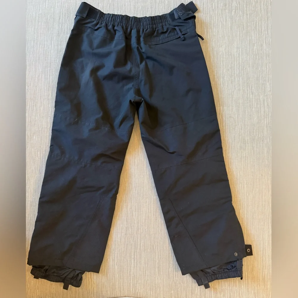 Mountain Hardwear Black Gore-Tex Snow/Ski Pants - Picture 7 of 10